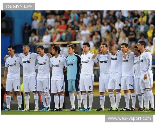 保级生死战前瞻:南特主场迎战巴黎FC,六分之战影响降级区格局 保级生死战前瞻:南特主场迎战巴黎FC,六分之战影响降级区格局